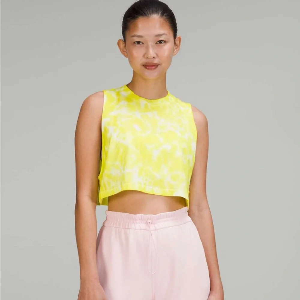 Rare Lululemon tie dye crop top! - Picture 1 of 5